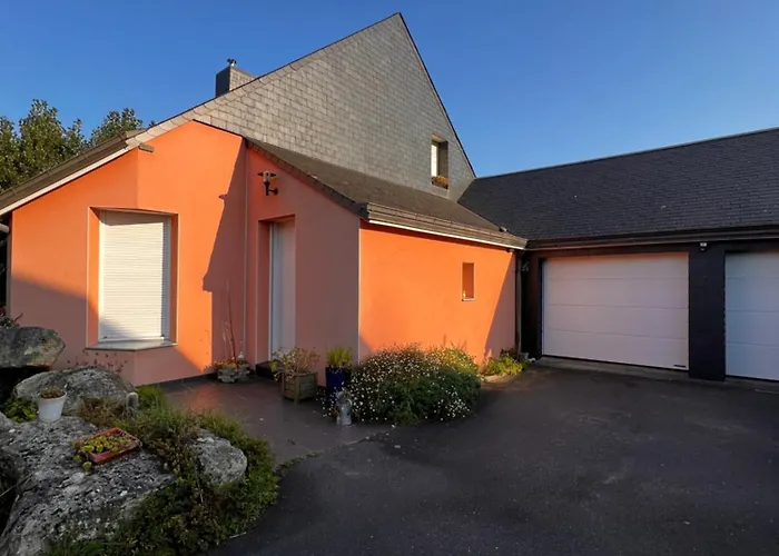 Dom wakacyjny La Maison Rose - Avec Grand Jardin Clos A 300m De La Hauteville-sur-Mer